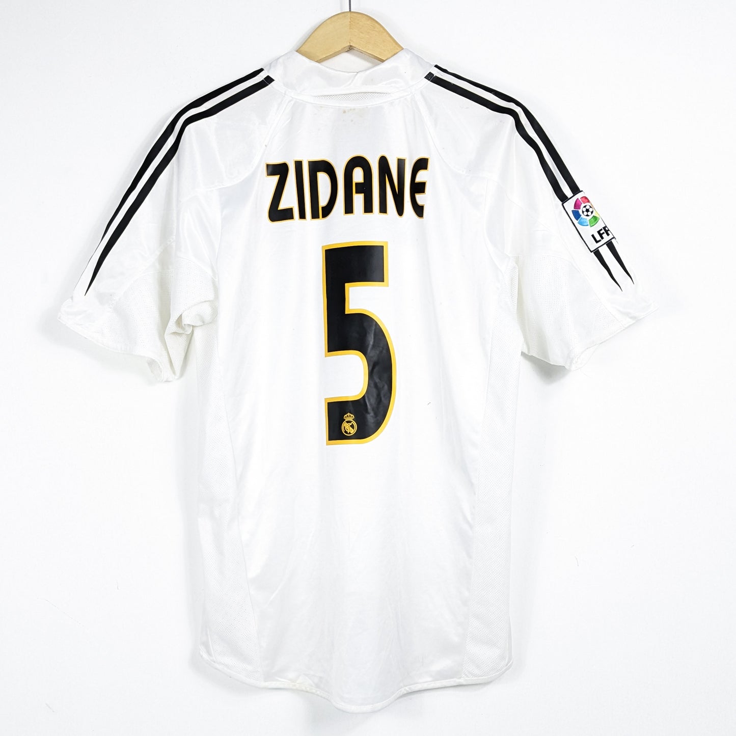 Authentic Real Madrid 2004/05 Home - Zidane #5 Size M