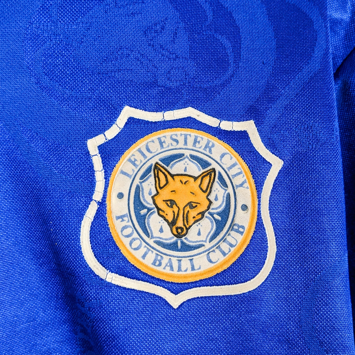 Authentic Leicester City 1997 Home - Heskey #11 Size L