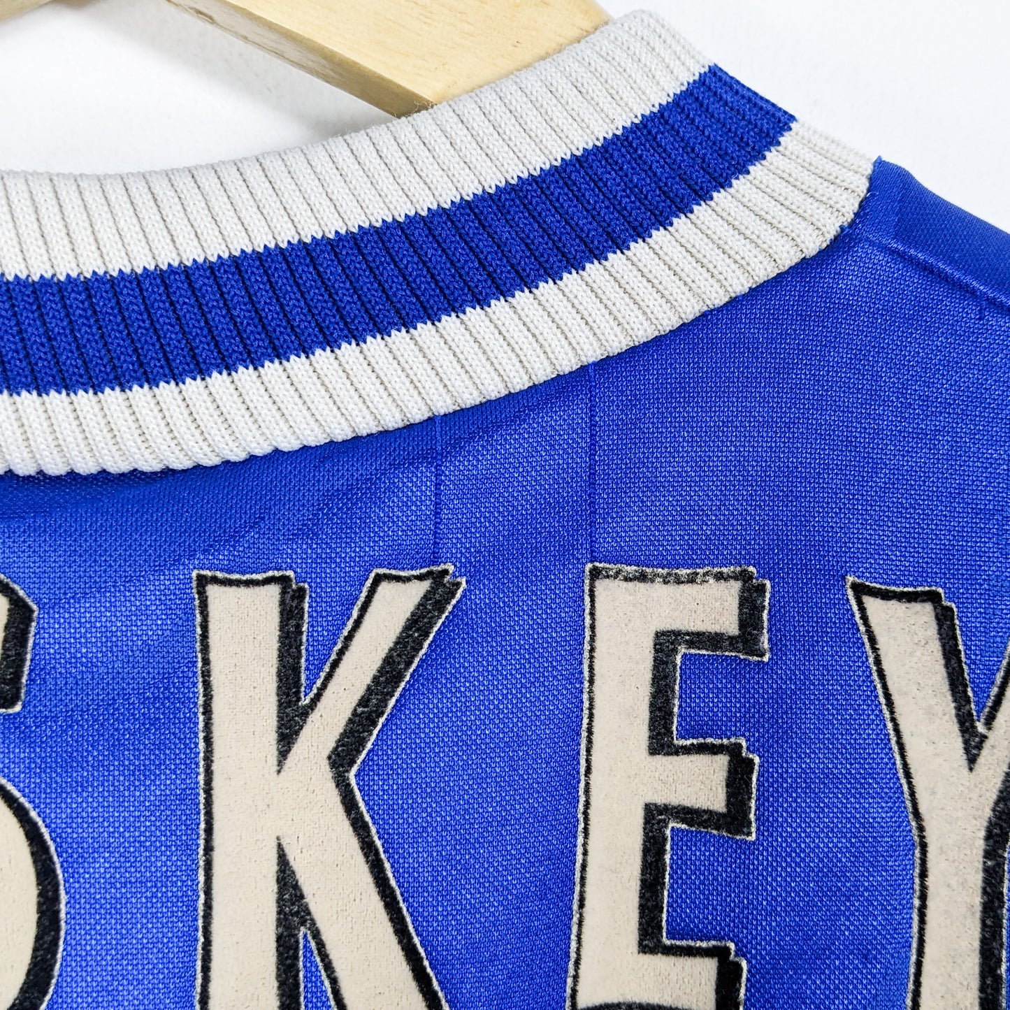 Authentic Leicester City 1997 Home - Heskey #11 Size L