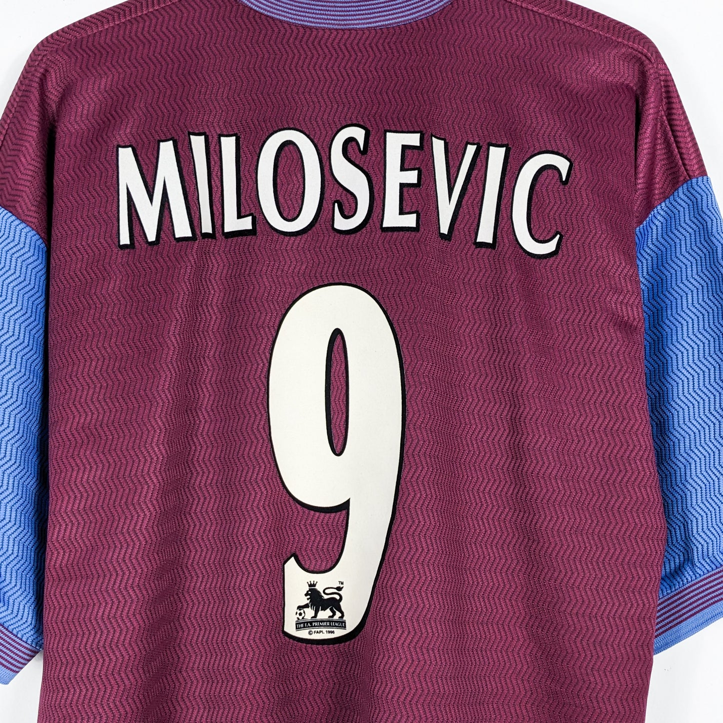 Authentic Aston Villa 1997/98 Home - Milosevic #9 Size XXL