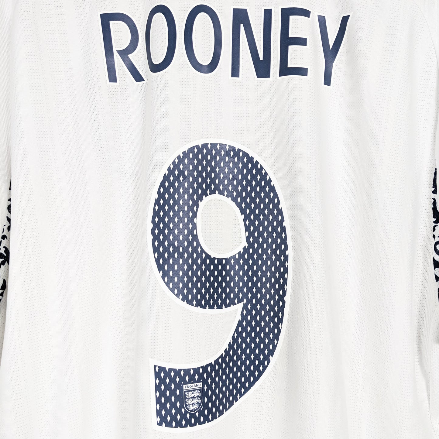 Authentic England 2008 Home - Rooney #9 Size XL (Euro)