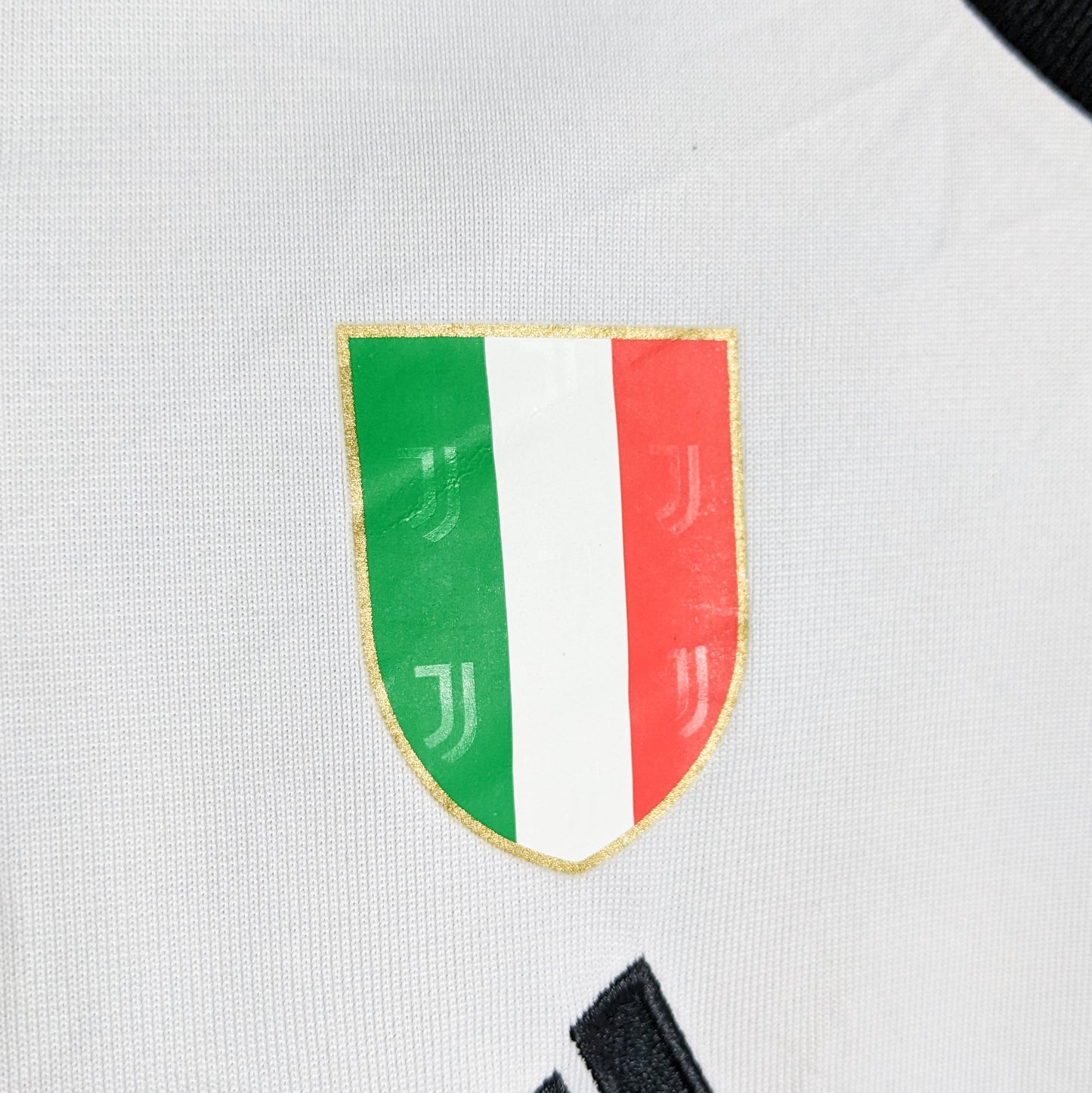 Authentic Juventus 2019/20 Home - Ronaldo #7 Size M