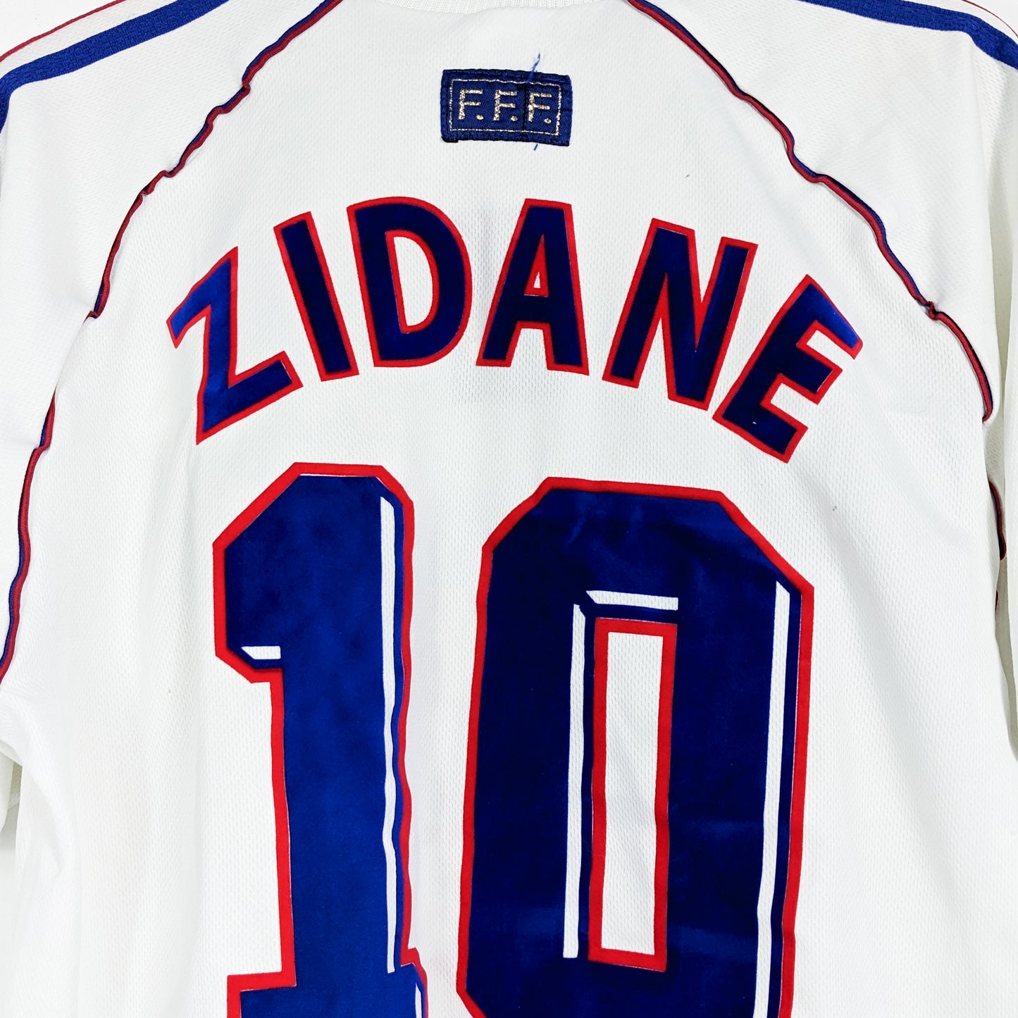 Authentic France 1998 Away - Zidane #10 Size M (No Star)