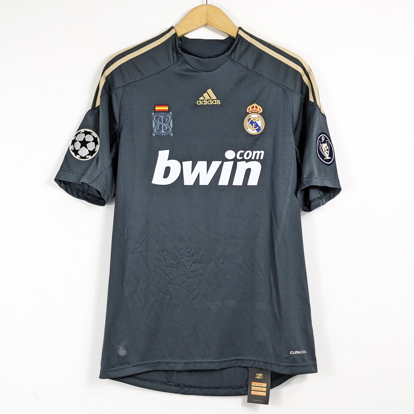 Authentic Real Madrid 2009/10 Third - Kaka #8 Size M (UCL)