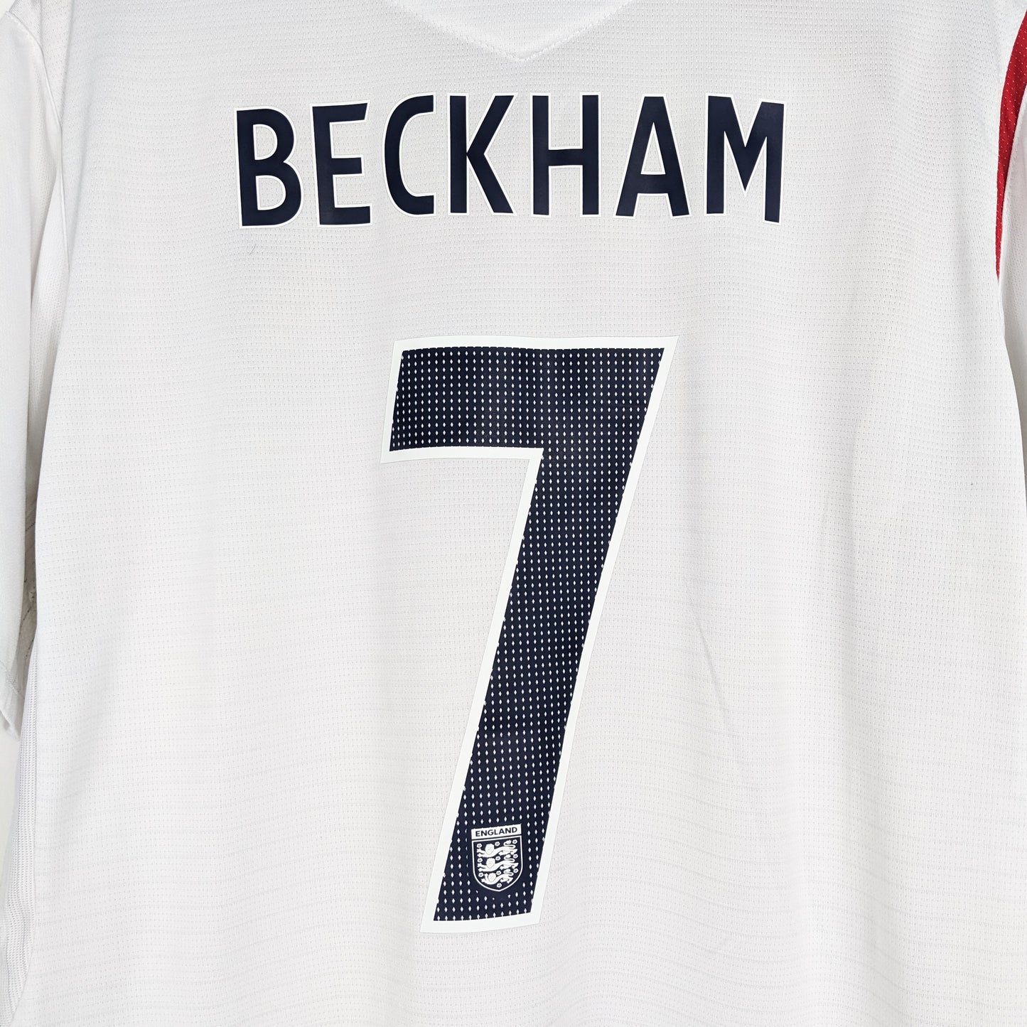 Authentic England 2006 Home - Beckham #7 Size XL