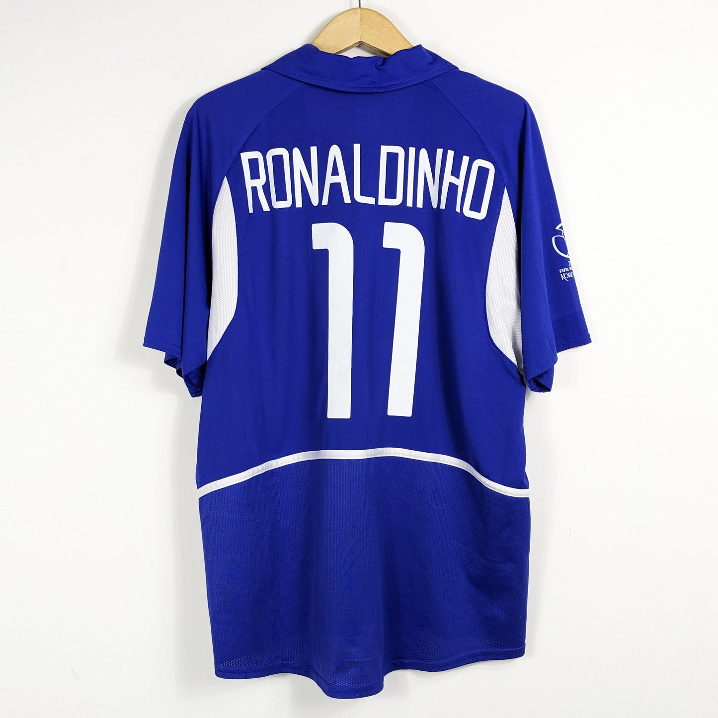 Authentic Brazil 2002/03 Away - Ronaldinho #11 Size XL