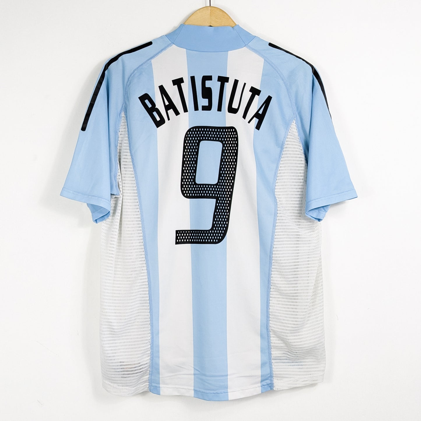 Authentic Argentina 2002/04 Home - Batistuta #9 Size L (Player Issue)