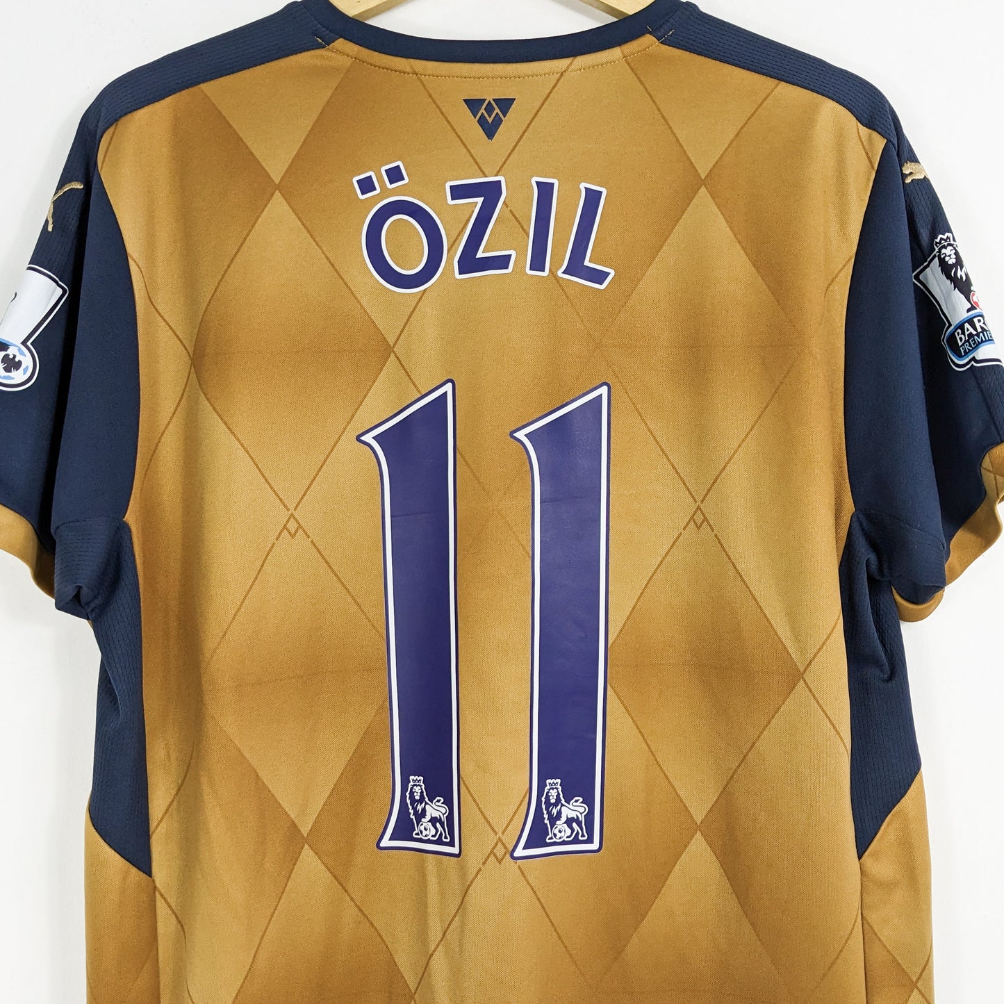 Authentic Arsenal 2015/16 Away - Ozil #11 Size L