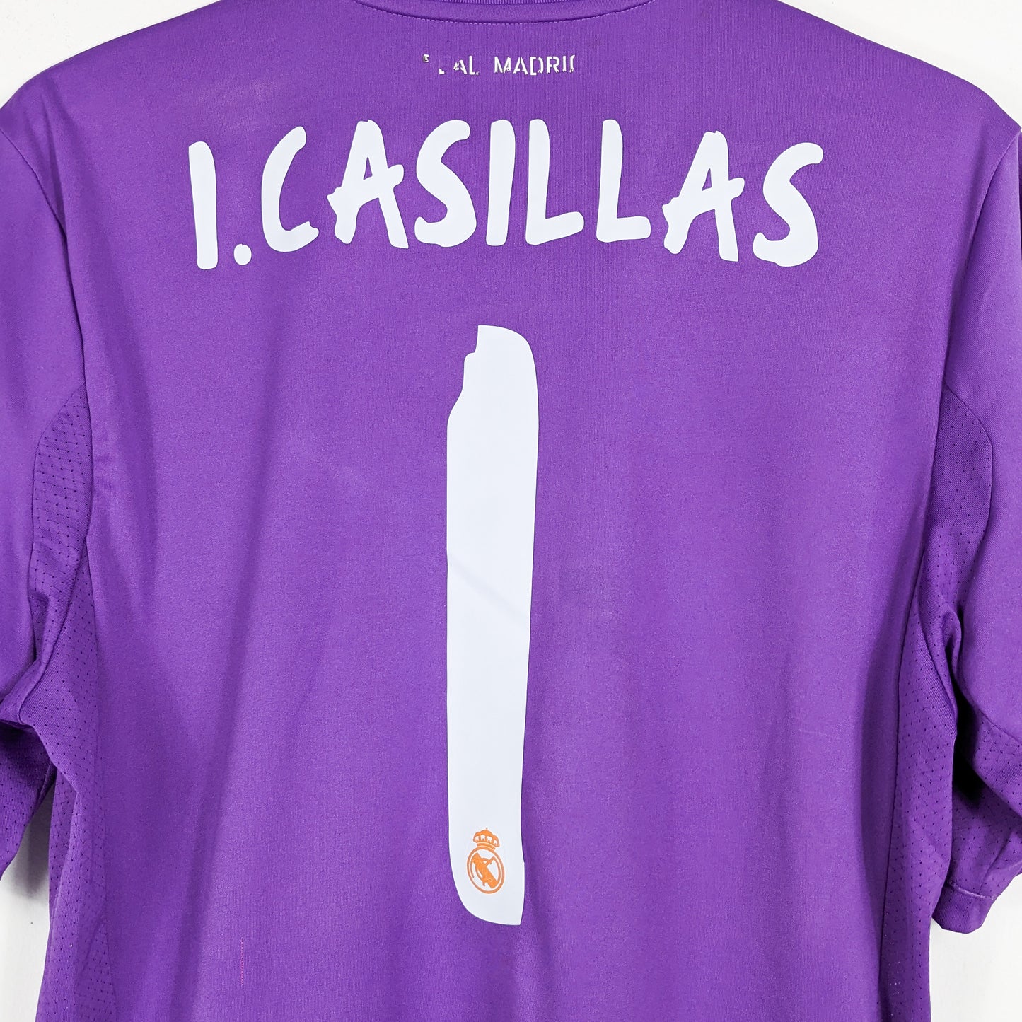 Authentic Real Madrid 2013/14 GK - Casillas #1 Size M