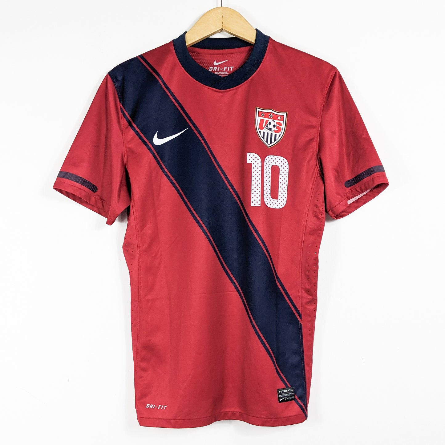 Authentic USA 2011 Away - Donovan #10 Size M