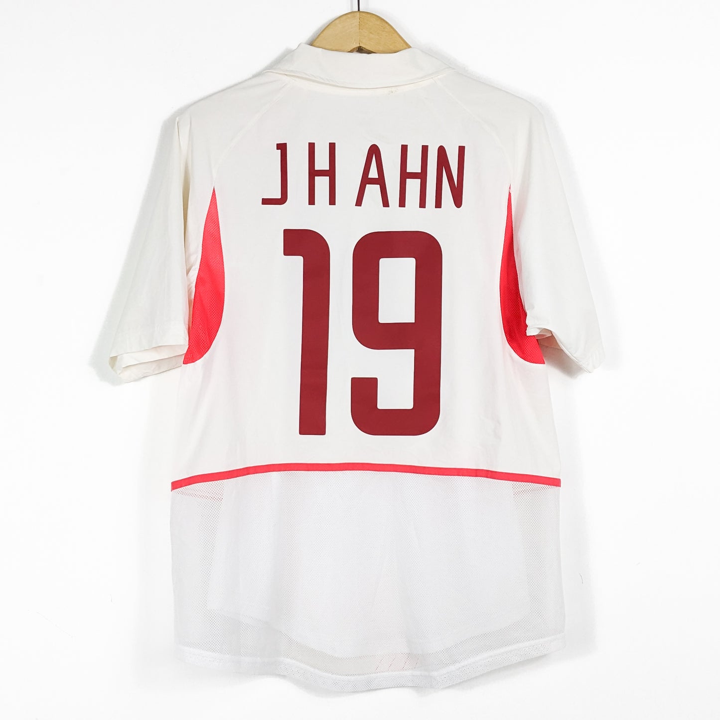 Authentic Korea 2002 Away - J H Ahn #19 Size M (Player Issue)