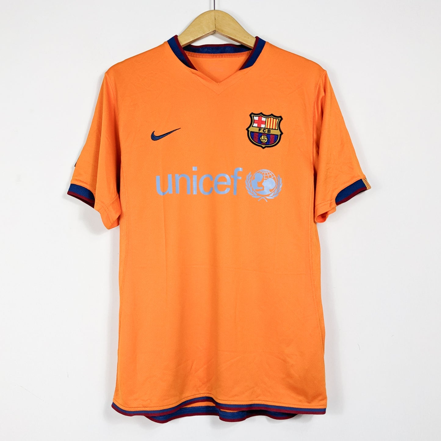 Authentic Barcelona 2006/2007 Away - Ronaldinho #10 Size M