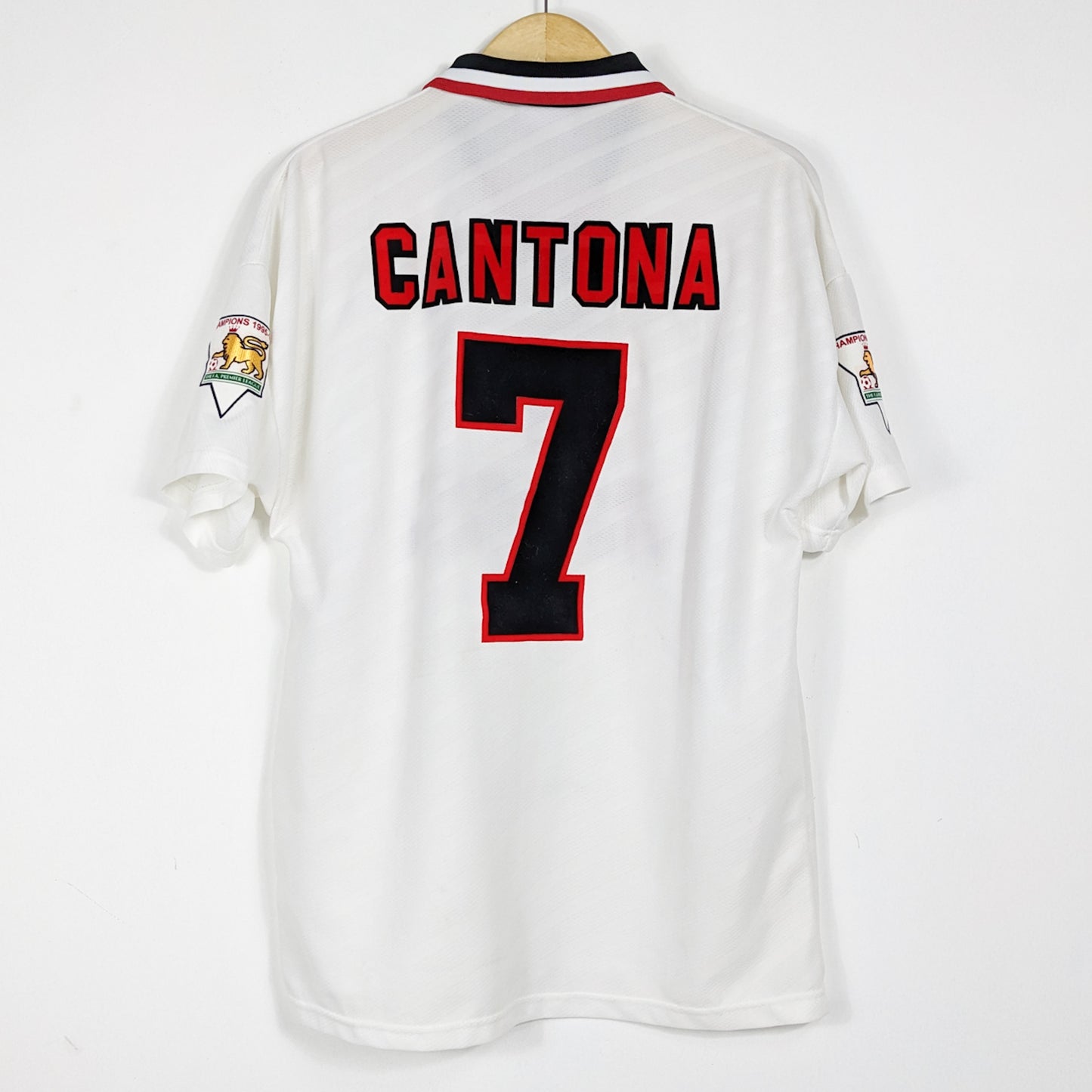 Authentic Manchester United 1996/97 Away - Cantona #7 Size L