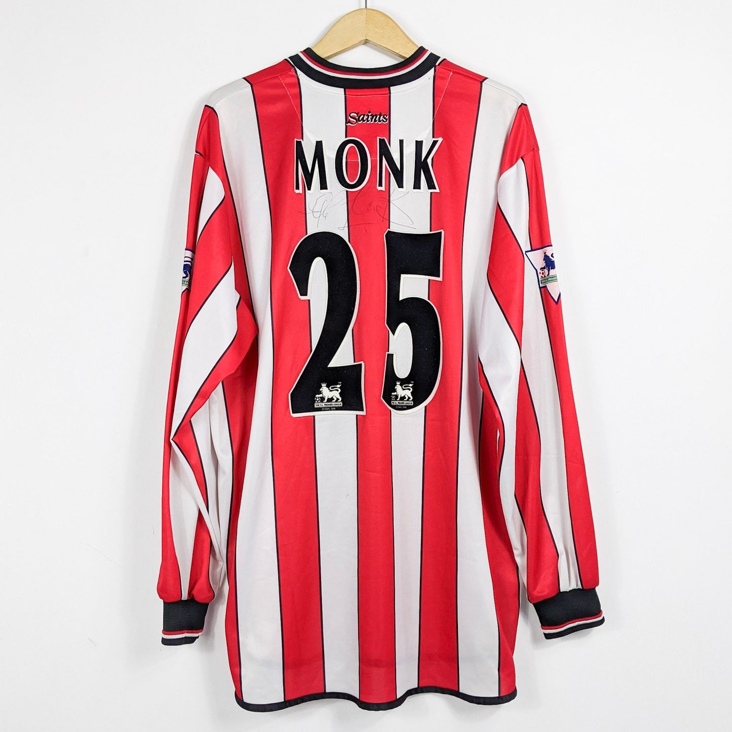 Authentic Southampton 2001/02 Home - Monk #25 Size XXL (Longsleeve)