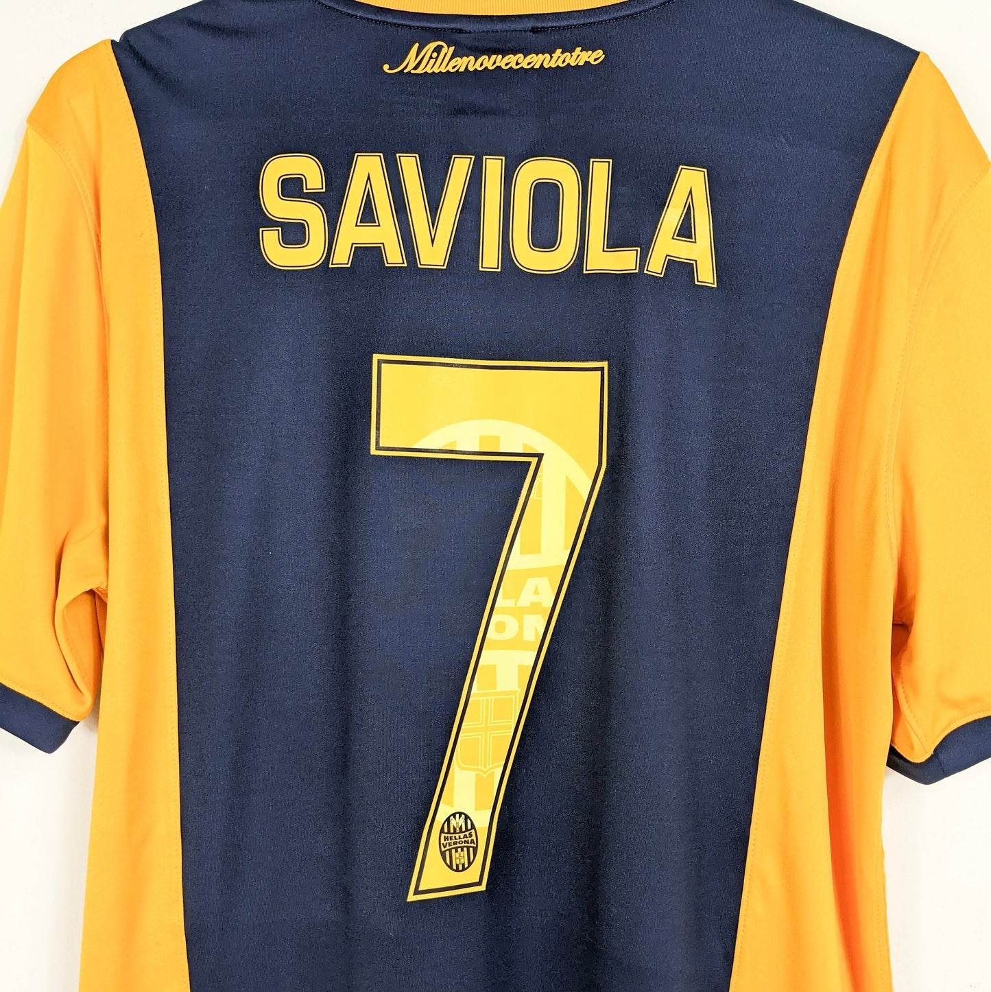 Authentic Hellas Verona 2014/15 Home - Saviola #7 Size L