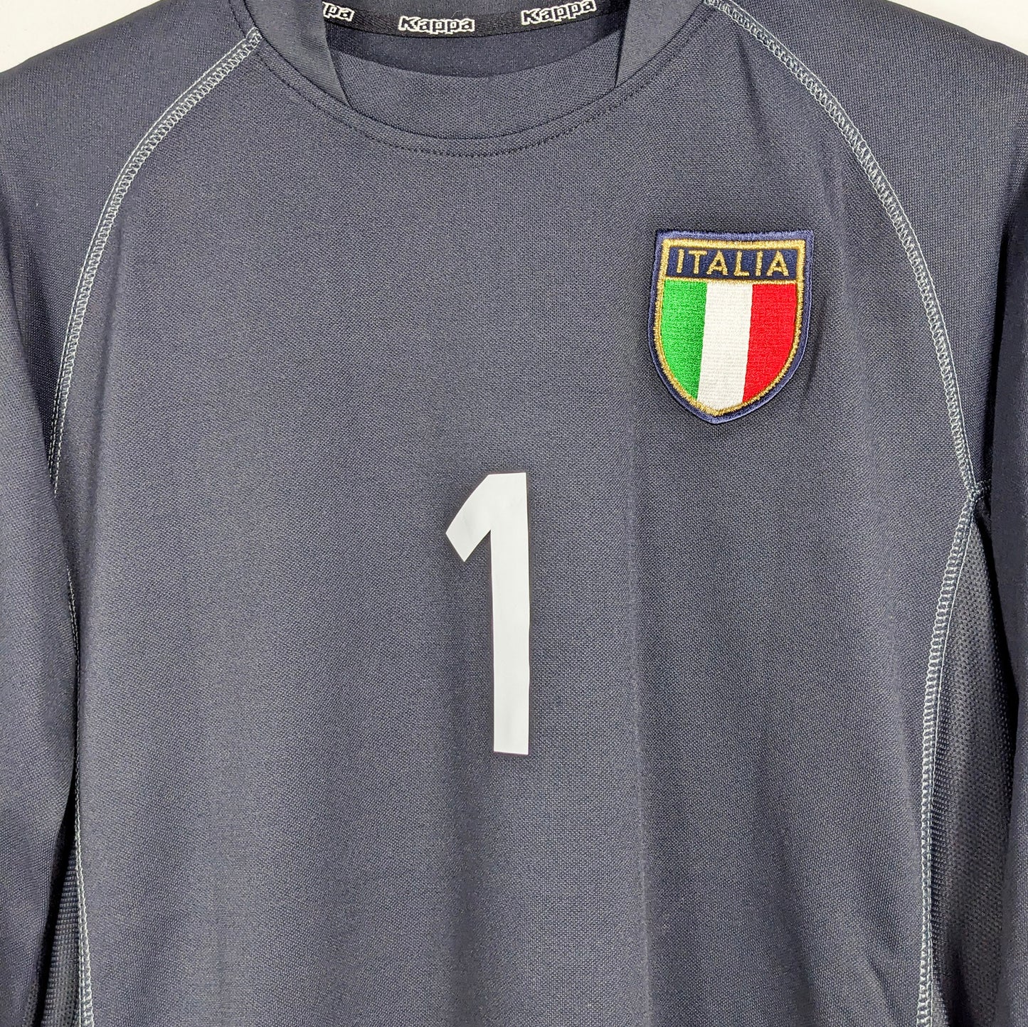 Authentic Italy 2002 GK - Buffon #1 Size M (Longsleeve)