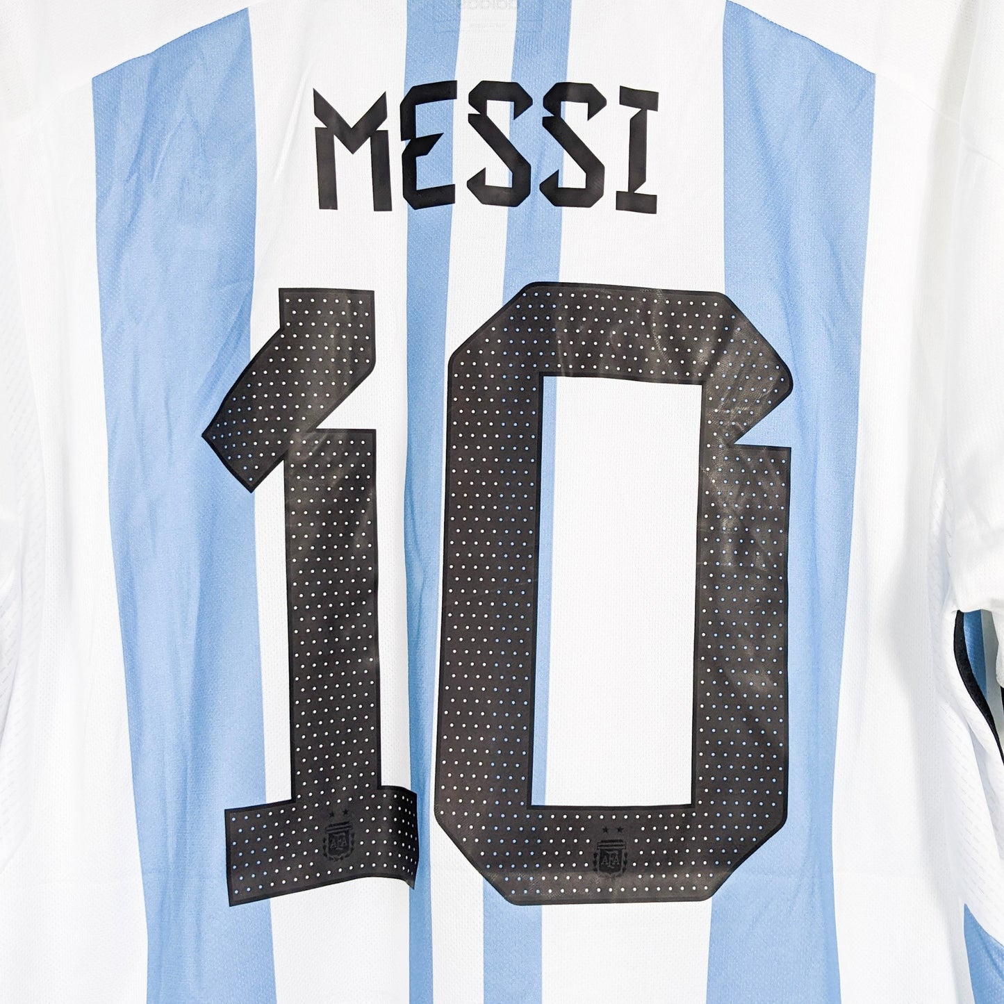 Authentic Argentina 2022/23 Home - Messi #10 Size XL (Bnwt)