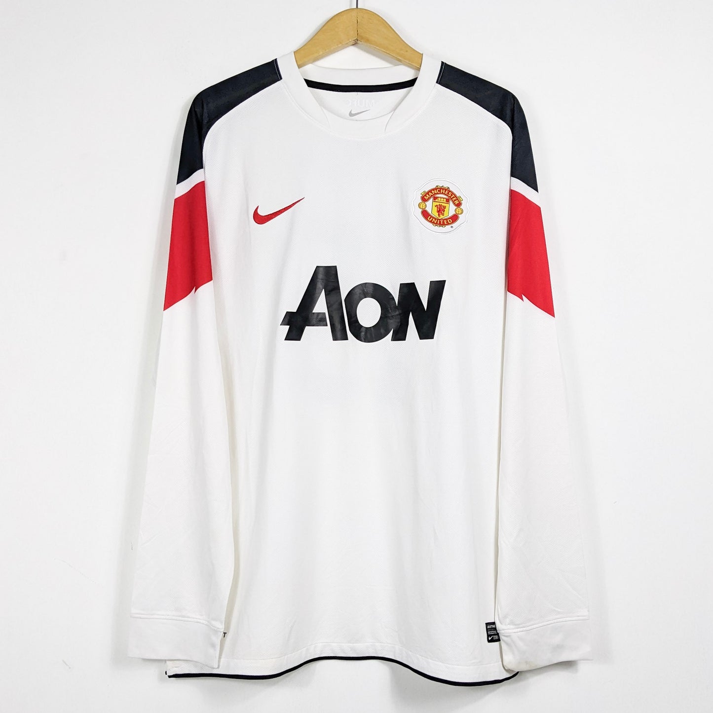 Authentic Manchester United 2010/11 Away - Vidic #15 Size XL (Longsleeve)