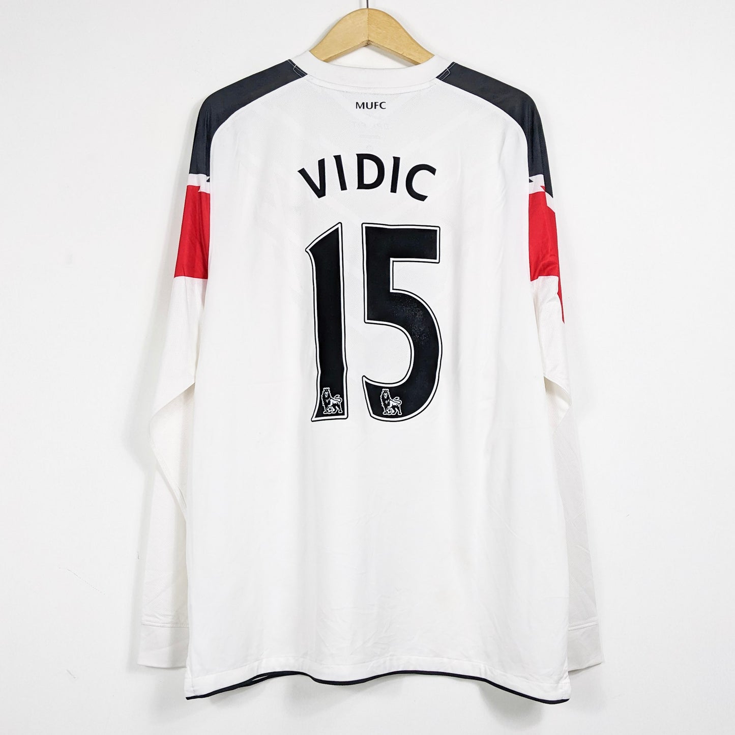 Authentic Manchester United 2010/11 Away - Vidic #15 Size XL (Longsleeve)