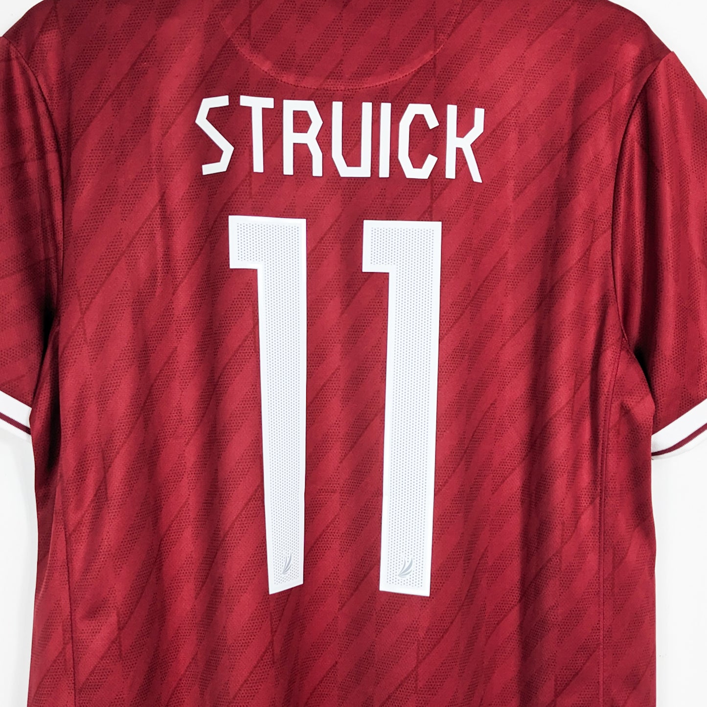 Authentic Indonesia 2022/23 Home - Rafael Struick #11 Size XL (Bnwt)