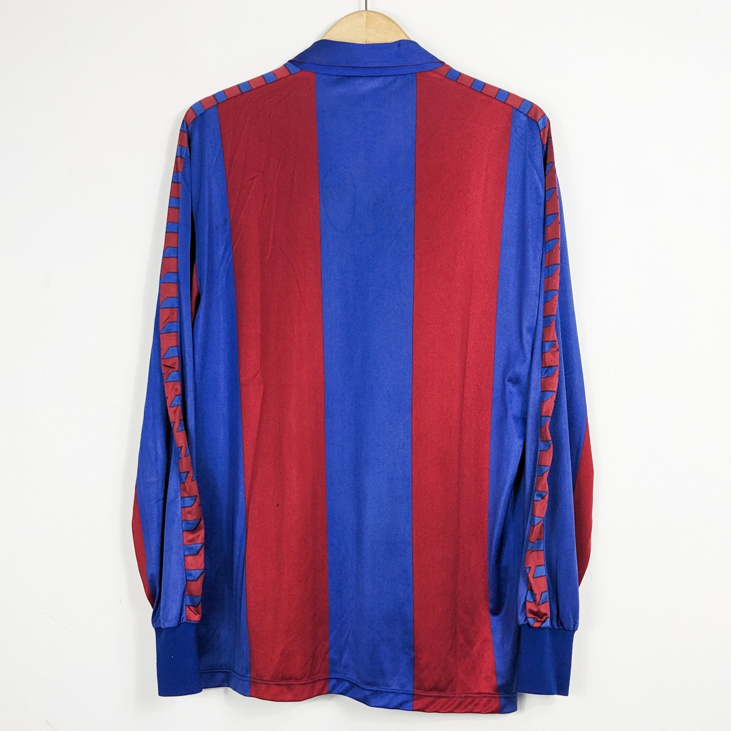 Authentic Barcelona 1984/89 Home - Size XG/XL (Longsleeve)