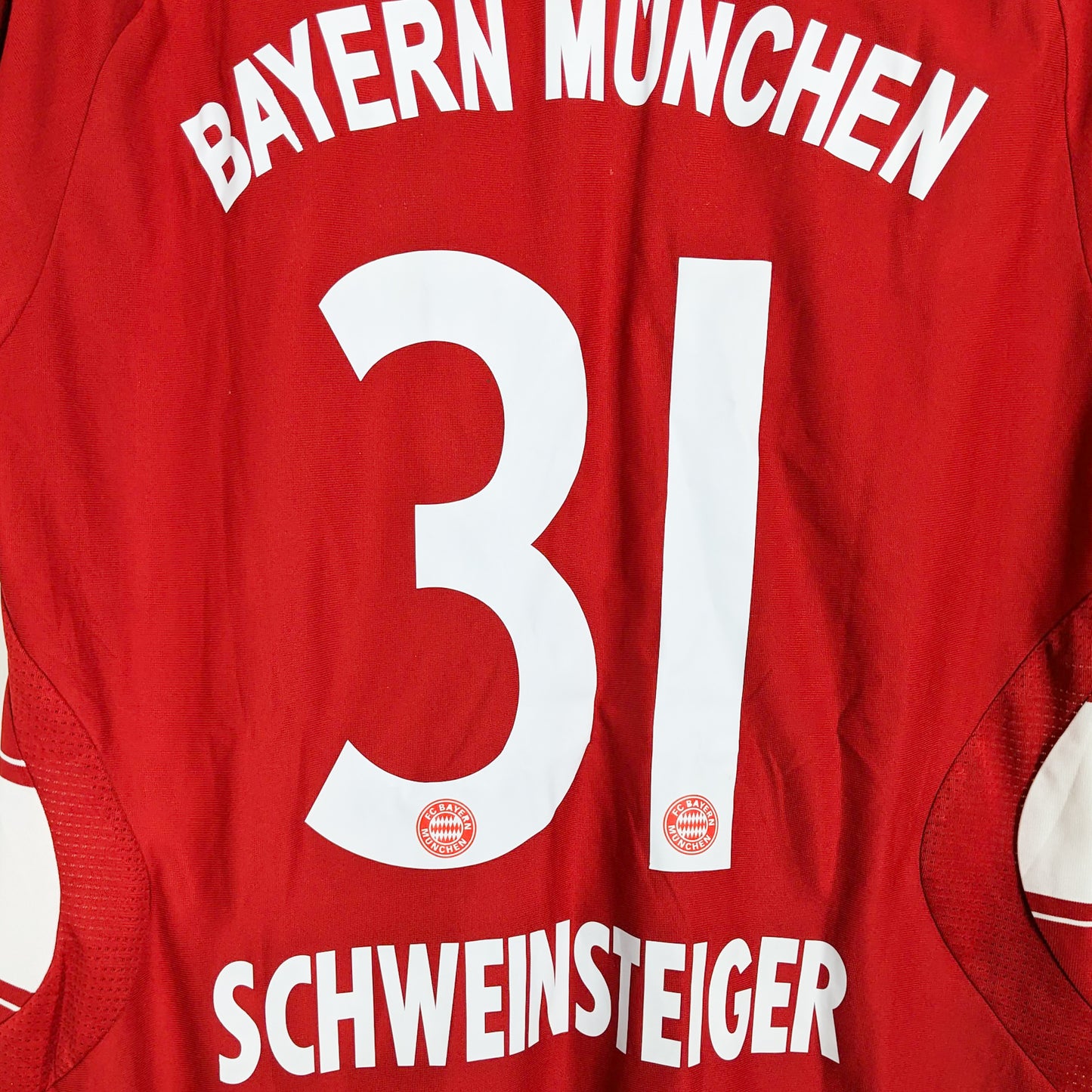 Authentic Bayern Munchen 2007/08 Home - Schweinsteiger #31 Size L