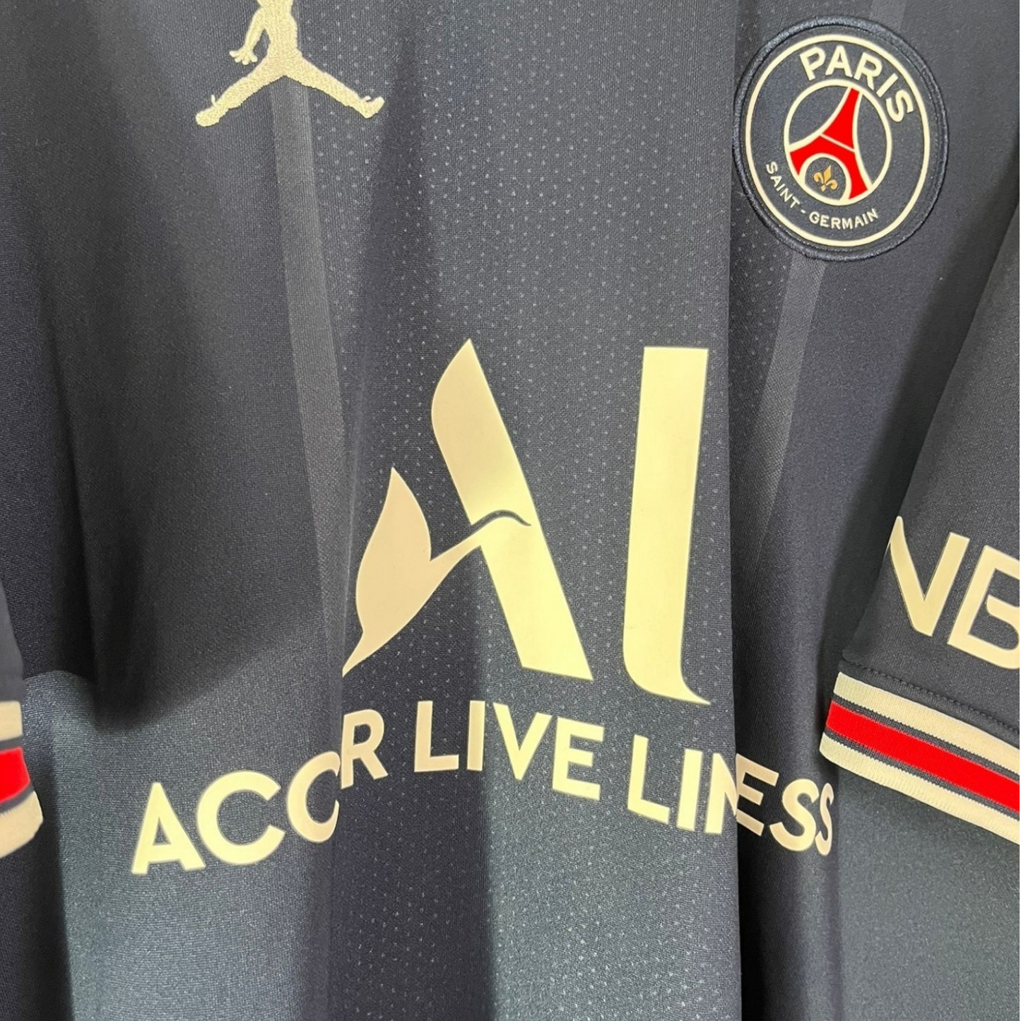 Authentic Paris Saint-Germain 2021/22 Messi #30 Size XL