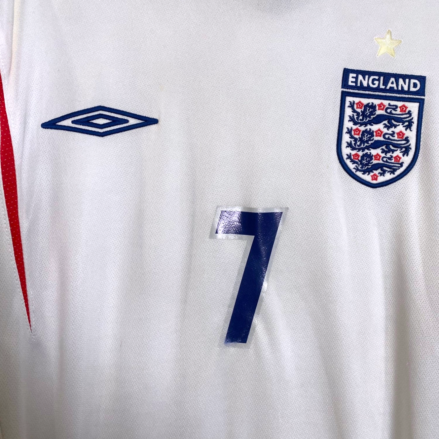 Authentic England 2006 Home - Beckham #7 Size L