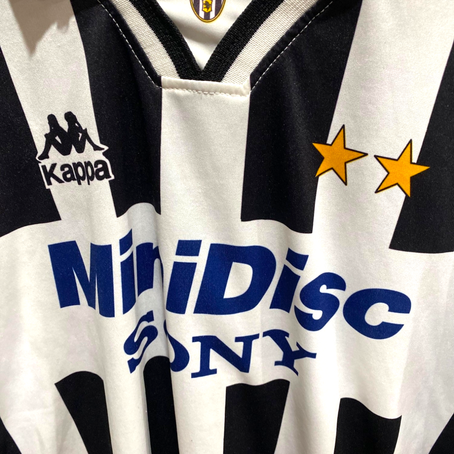 Authentic Juventus 1996/97Home - Size L (Long Sleeve)