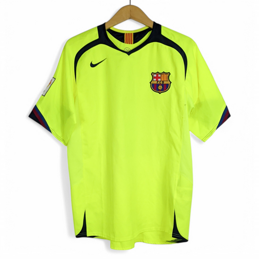 Authentic Barcelona 2005/06 Away - Messi #19 Size M