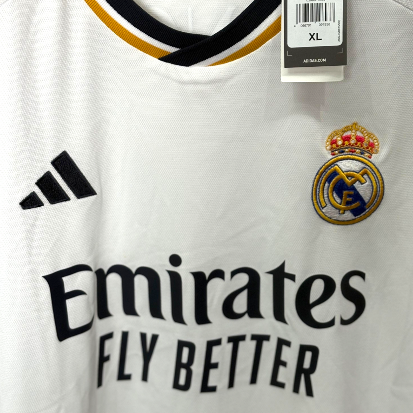 Authentic Real Madrid 2023/24 Home - Bellingham #5 Size XL (Bnwt)