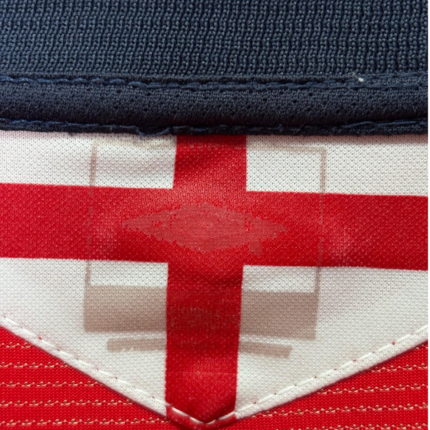 Authentic England 2004 Away - Beckham #7 Size XL