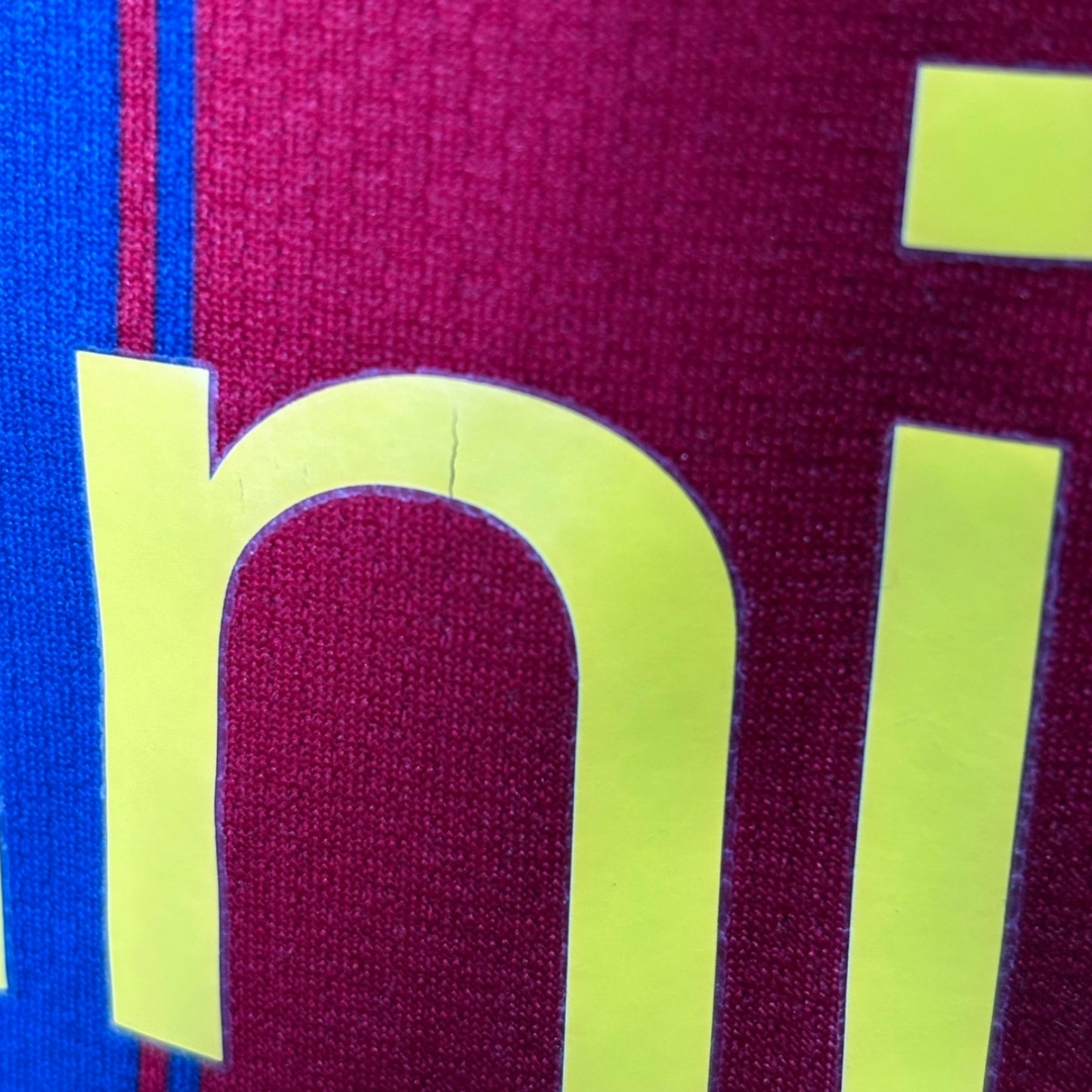 Authentic Barcelona 2009/10 Home - Messi #10 Size M
