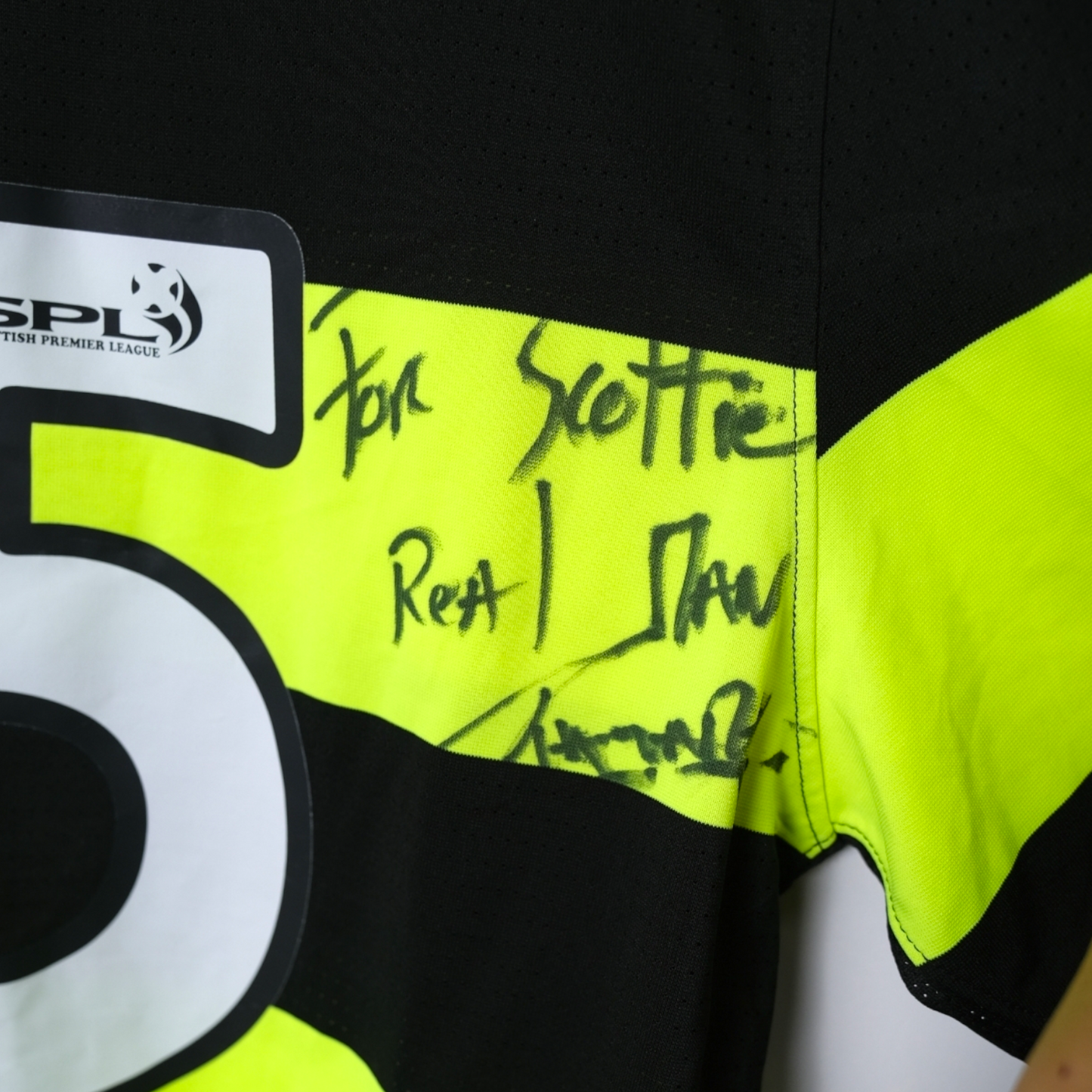 Original Celtic 2009/10 Away - Kamara #15 Size L (Matchworn) (Has signed)