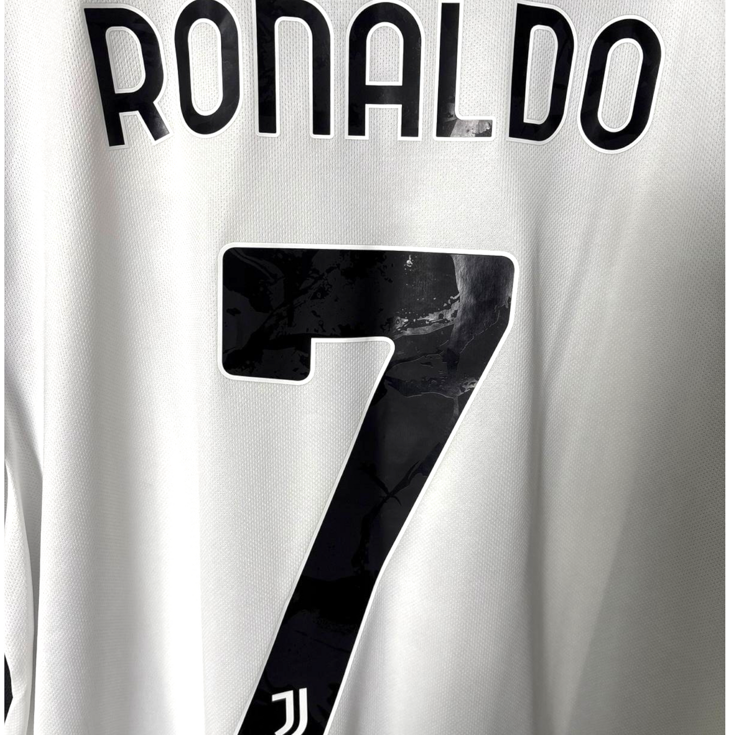 Original Juventus 2021/22 Home - Ronaldo #7 Size XL (Bnwt)