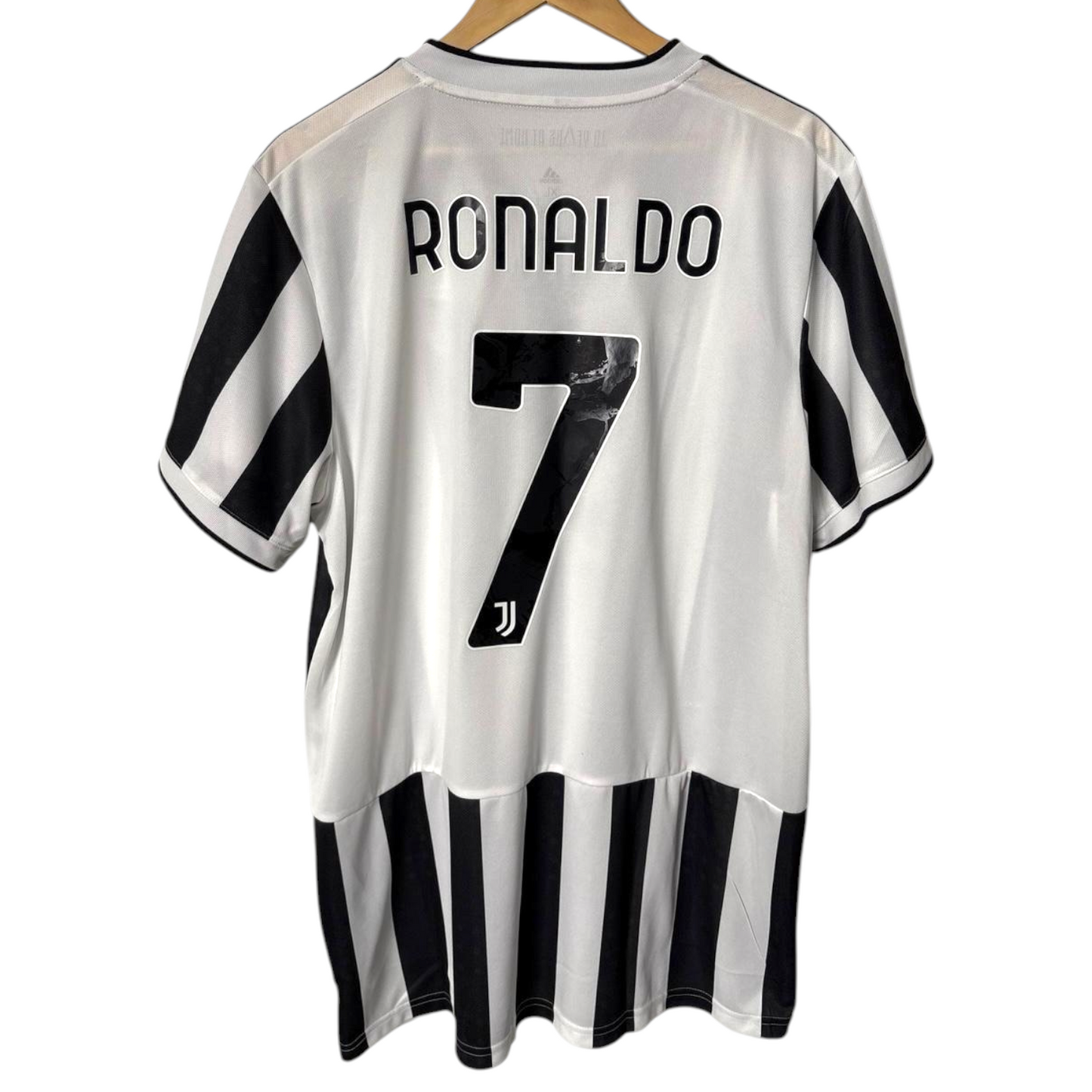 Original Juventus 2021/22 Home - Ronaldo #7 Size XL (Bnwt)