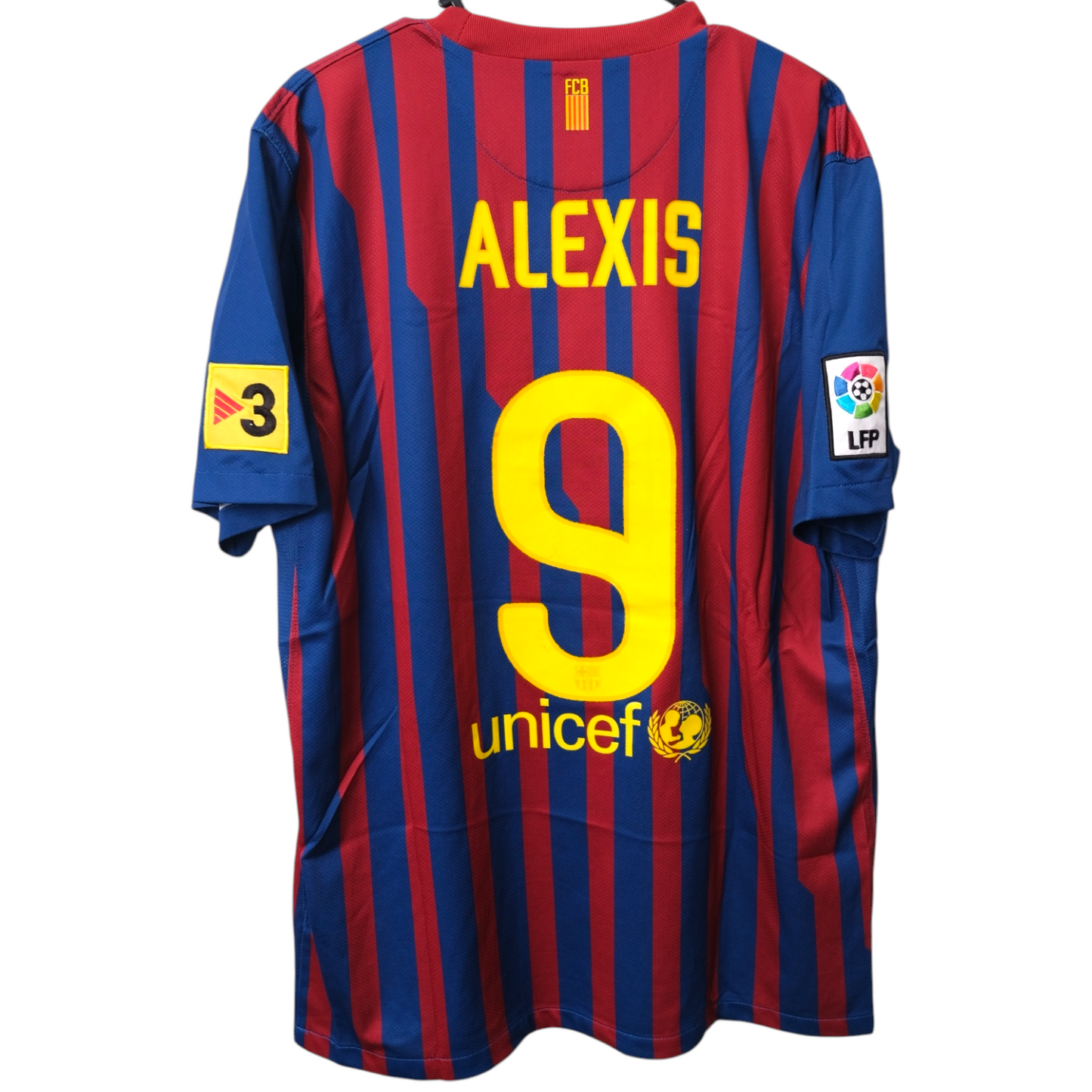 Original Barcelona 2011/12 Home - Alexis Sanchez #9 Size L