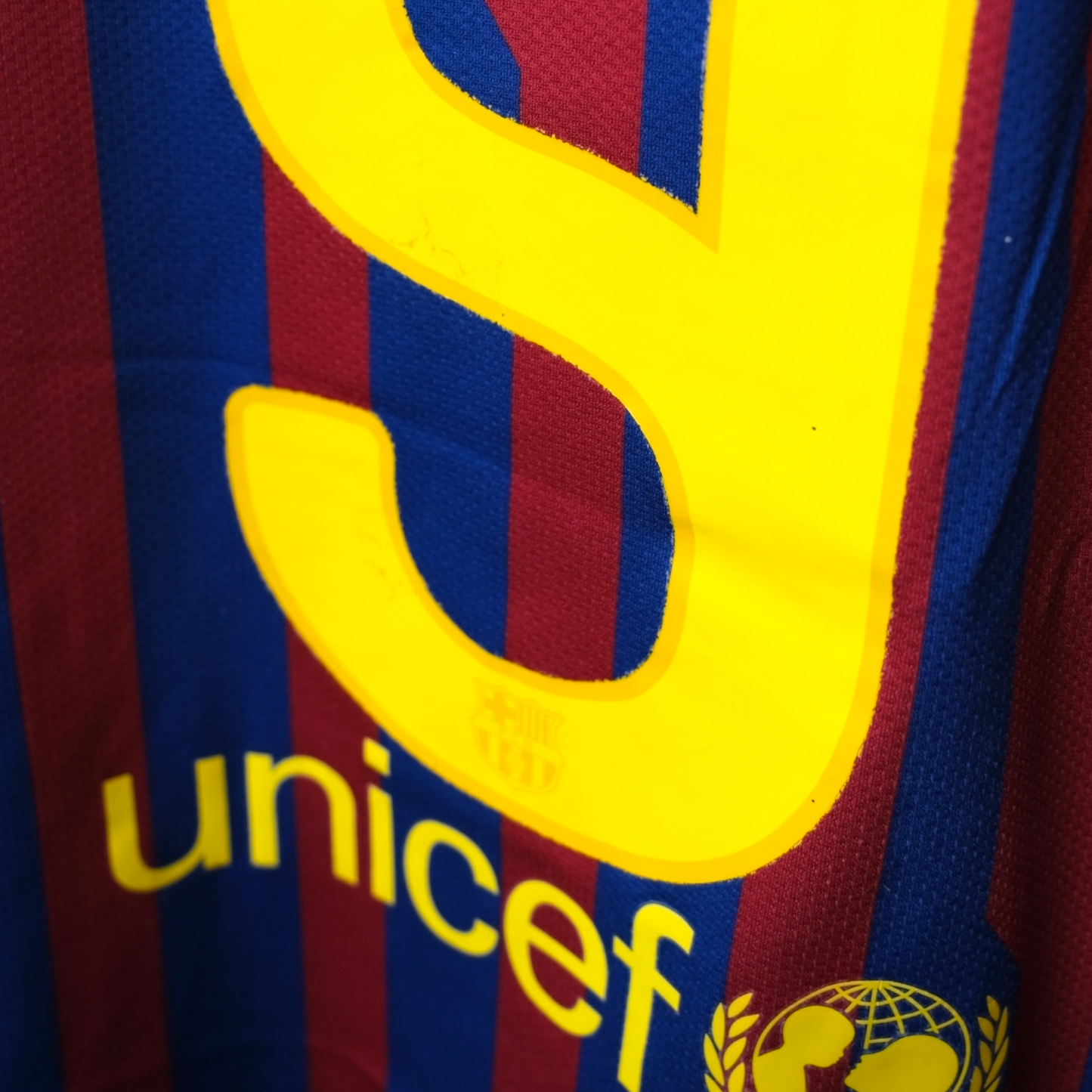 Original Barcelona 2011/12 Home - Alexis Sanchez #9 Size L