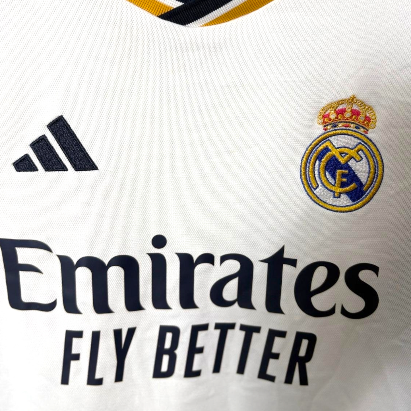 Original Real Madrid 2023/24 Home - Vini Jr #7 Size XS (Long Sleeve)