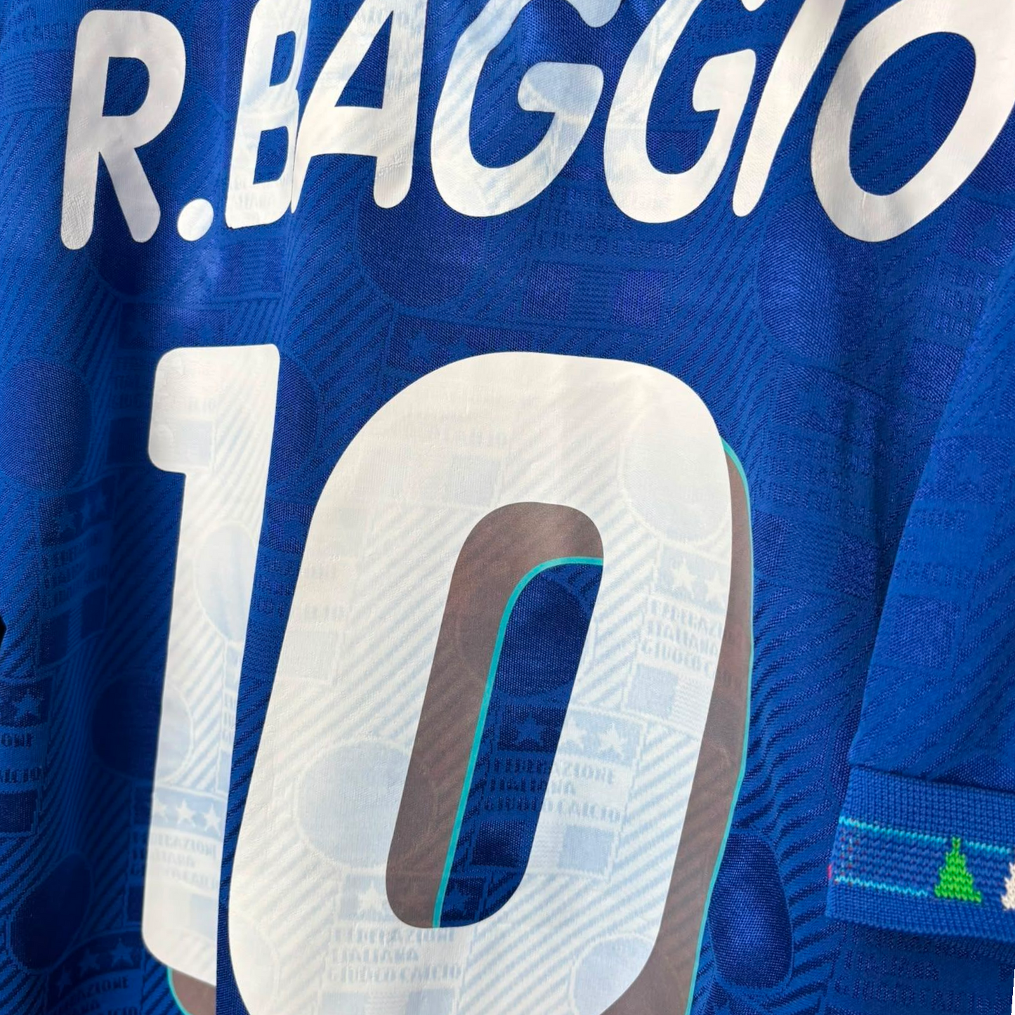 Original Italy 1994 Home - Roberto Baggio #10 Size L