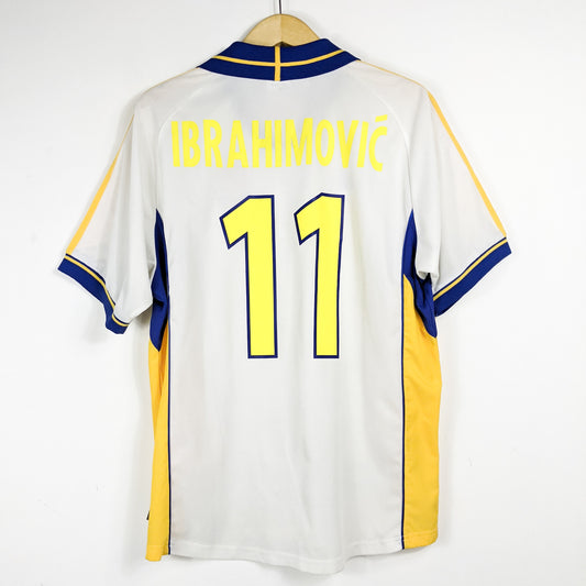 Authentic Sweden 2000 Away - Zlatan Ibrahimovic #11 Size M fit L