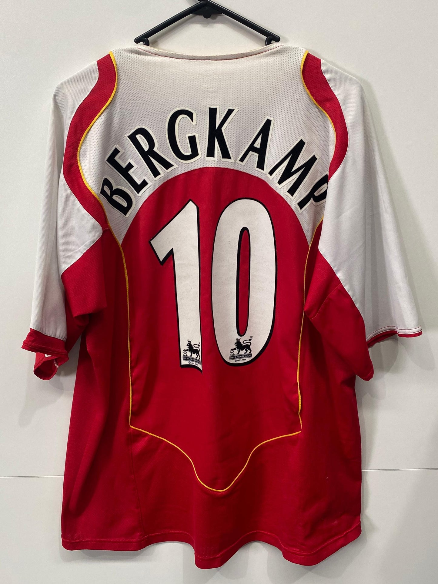 Authentic Arsenal 2004/05 Home - Dennis Bergkamp #10 Size L