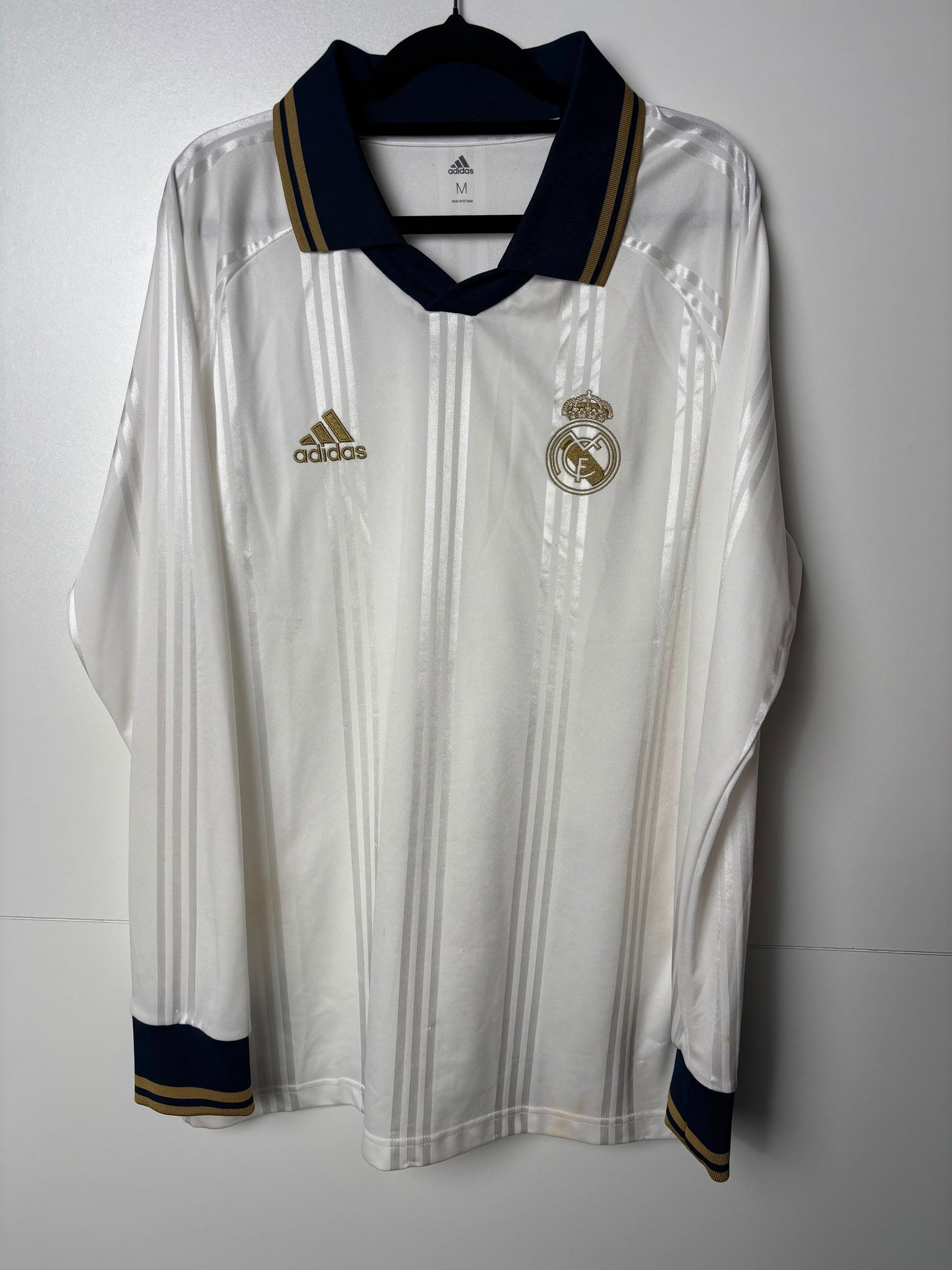 Original Real Madrid 2019/20 Icon - Size M (Long Sleeve)