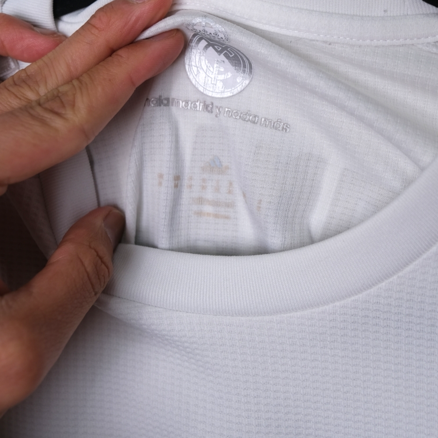 Original Real Madrid 2015/16 Home - Ronaldo #7 Size M (Long sleeve)