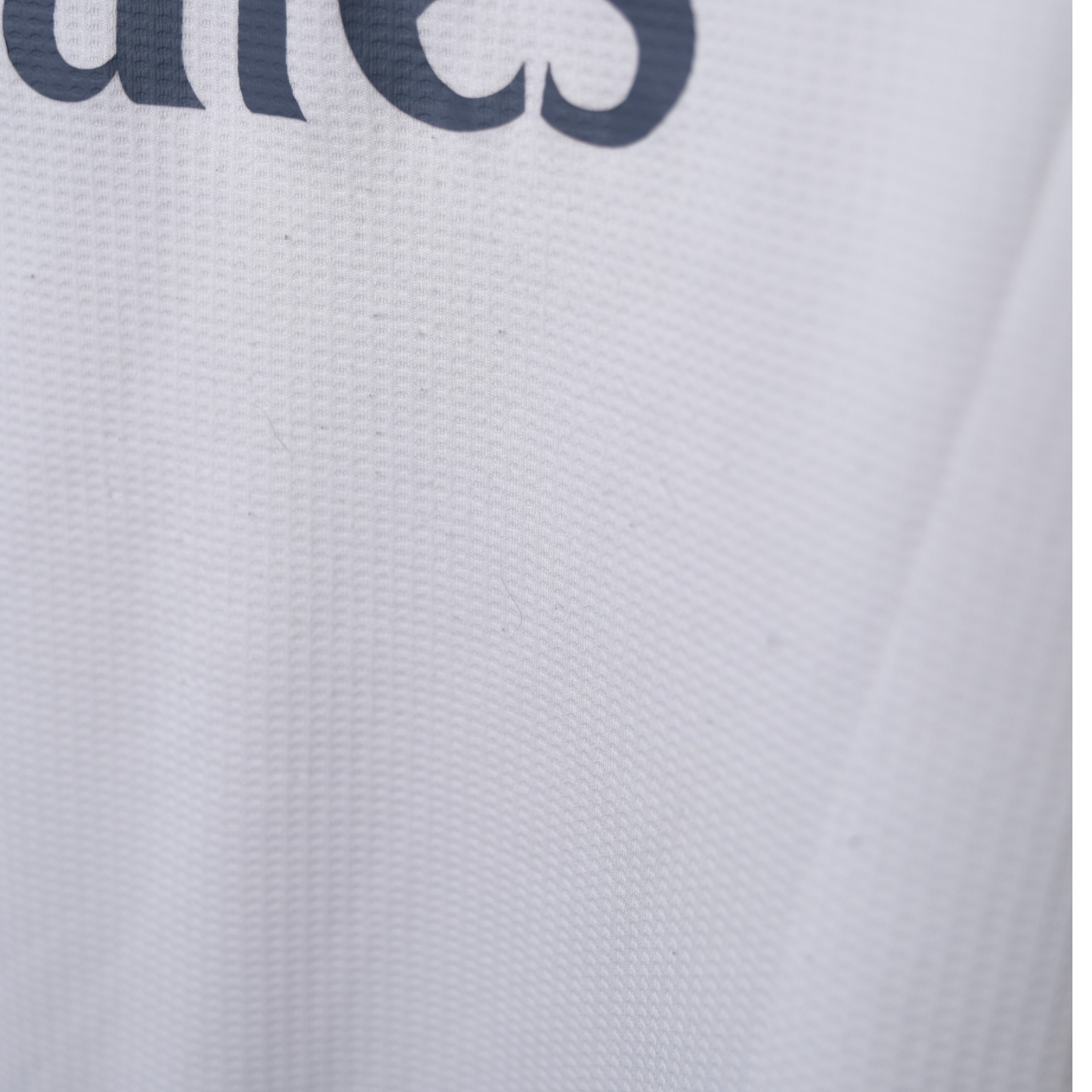 Original Real Madrid 2015/16 Home - Ronaldo #7 Size M (Long sleeve)