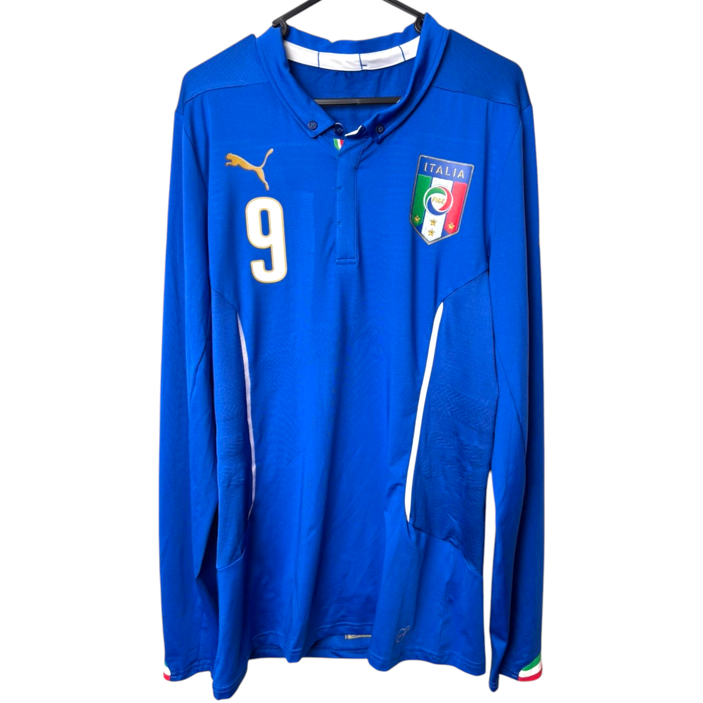 Original Italy 2014/15 Home - Balotelli #9 Size XXL fit M (Player Issue) (Long Sleeve)
