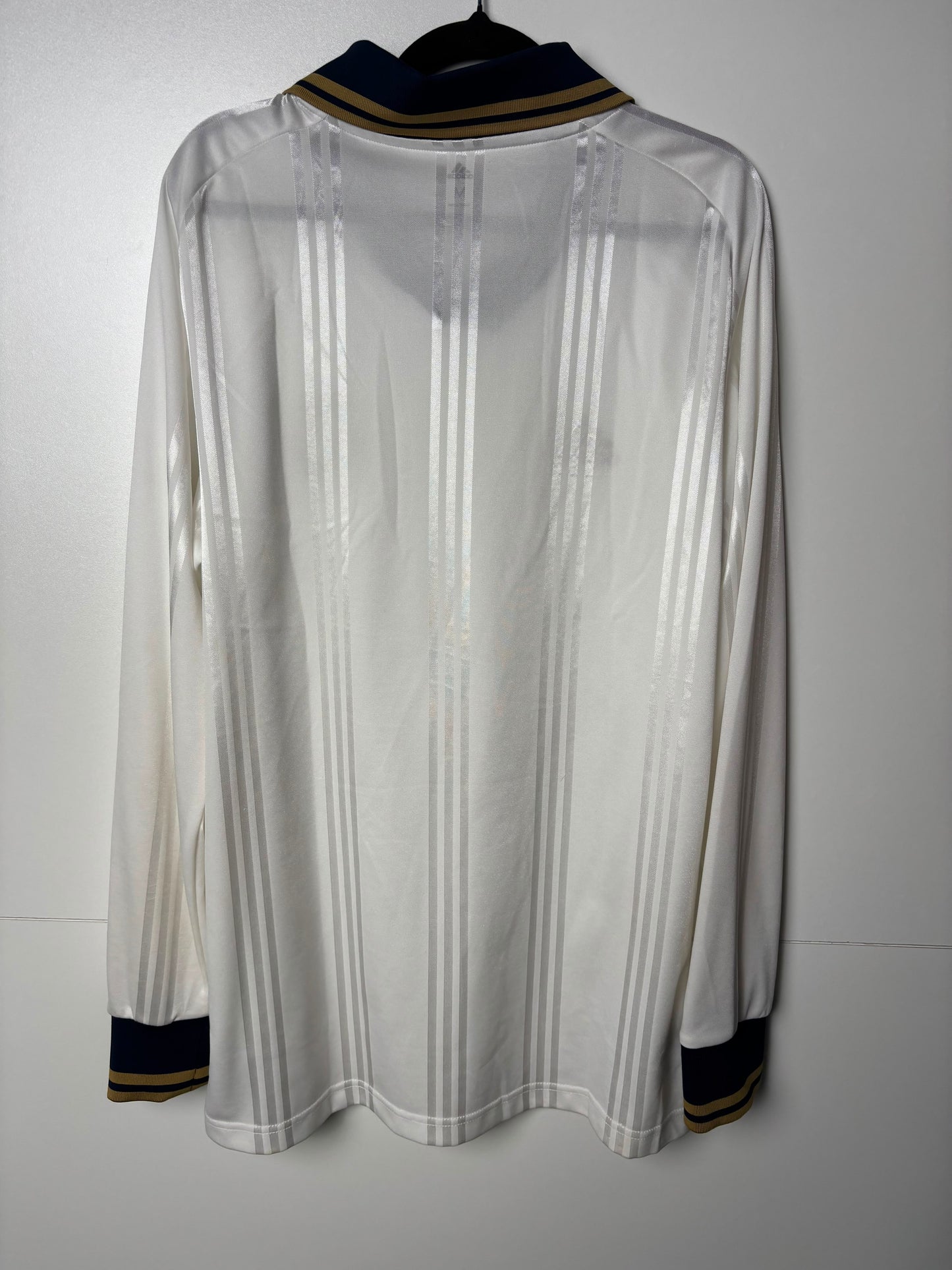 Original Real Madrid 2019/20 Icon - Size M (Long Sleeve)