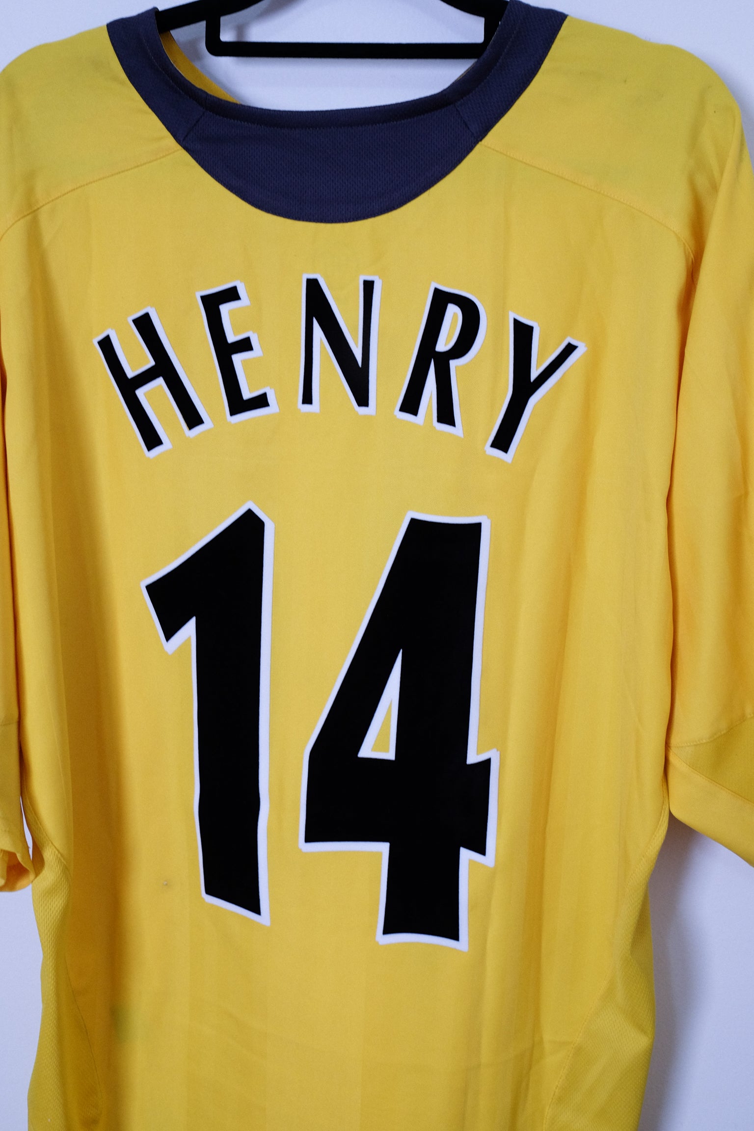 Arsenal Thierry Henry #14 Retro Jersey Home 2000/01