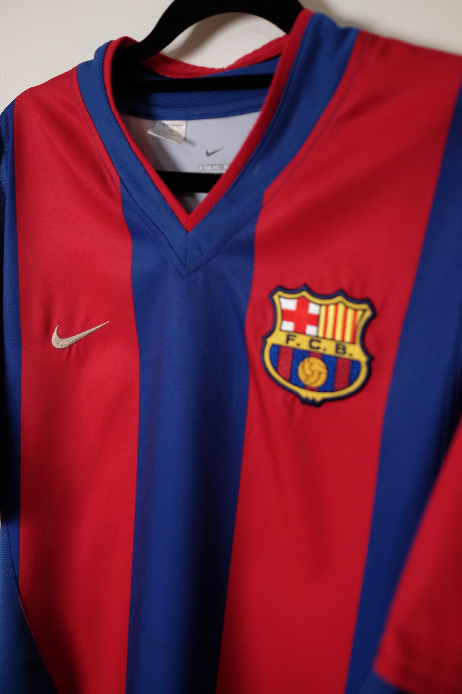 Edgar davids hot sale barcelona jersey